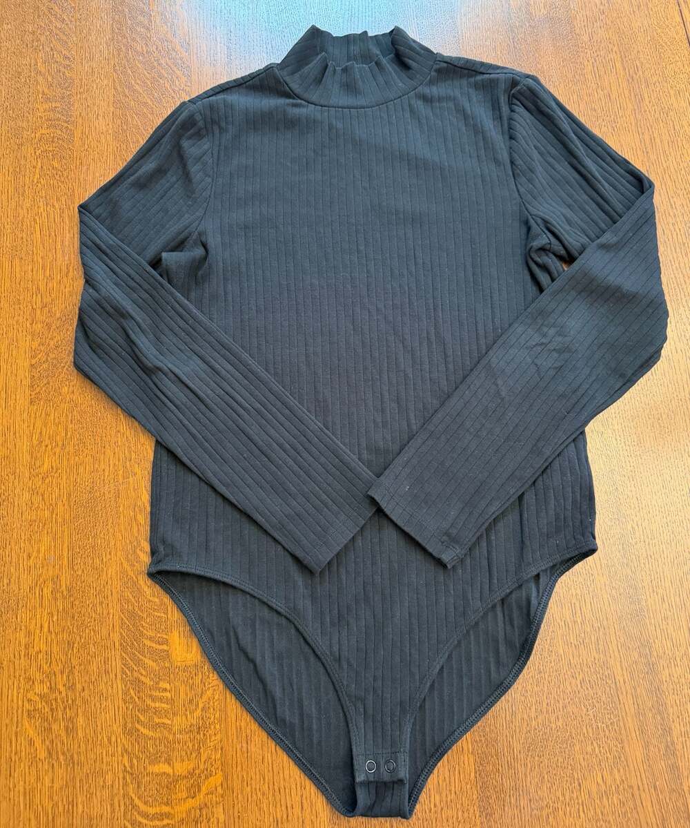 Gap Long Sleeve Bodysuit